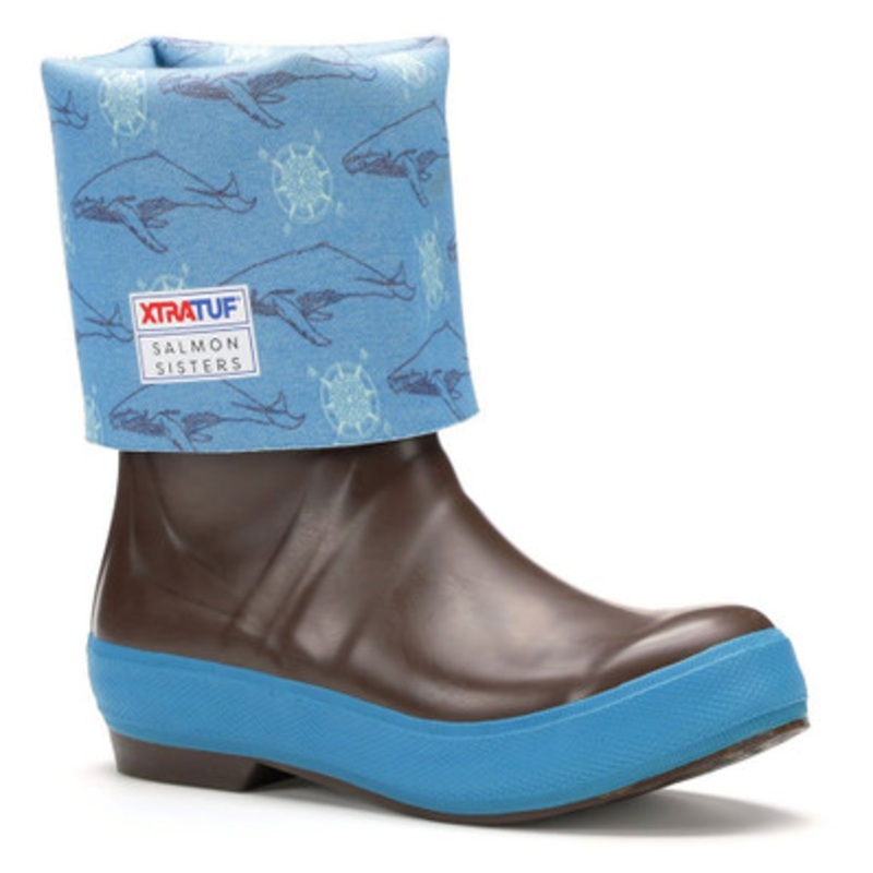 Xtratuf Salmon Sisters Legacy Boot – 15in Whale Print – 11